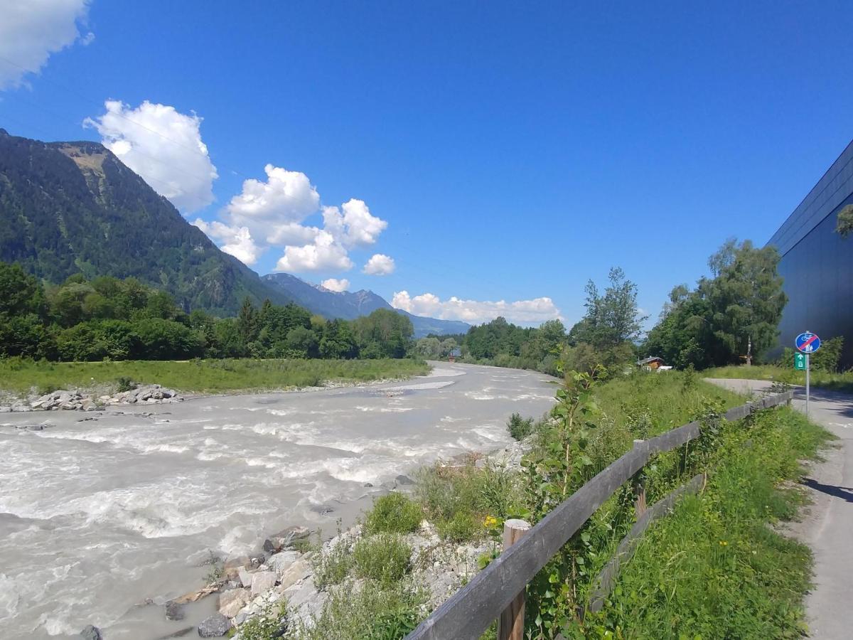 Kiwi Ferienwohnung Bludenz Exteriör bild